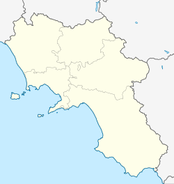 Naples is located in کامپانیا