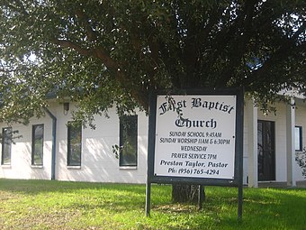 The First Baptist Church of Zapata, located north of State Highway 16