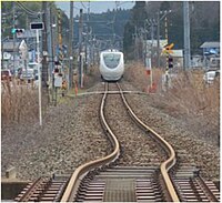 Distorted railway line between Nanao and Wakuraonsen Stations