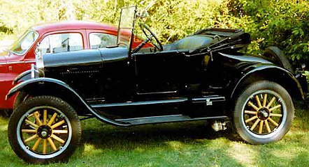 1926 Runabout – begin higher hood and longer cowl panel