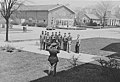 Gradwati tal-Iskola tal-Kappillan tal-Armata tal-Istati Uniti fil-Forti Benjamin Harrison jippożaw għal ritratt, April 1942.