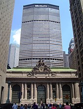The MetLife Building, towering above Grand Central