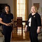 Kathy Bates and Robin Givens in The Family That Preys (2008)