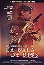 Jamie Foxx, Nikolaj Coster-Waldau, and Maika Monroe in La bala de Dios (2023)