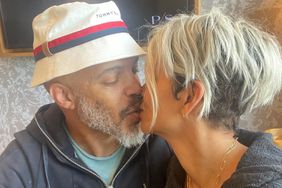  Halle Berry Kisses Boyfriend Van Hunt in Loved-Up New Photos