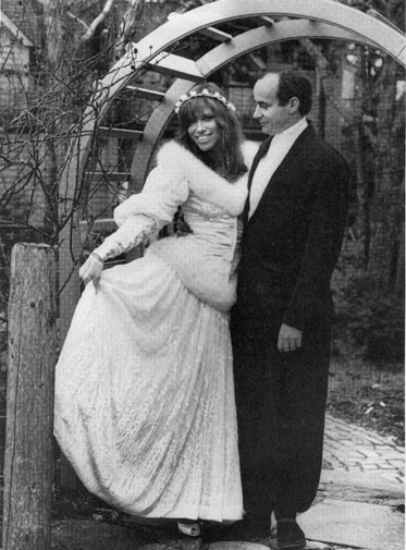 Carly Simon and Jim Hart wedding portrait