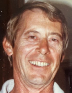 Photo of Robert “Bob” Wallace McKnight